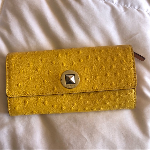 Kate Spade Mustard Yellow Silver Turn Lock Wallet - Picture 2 of 10